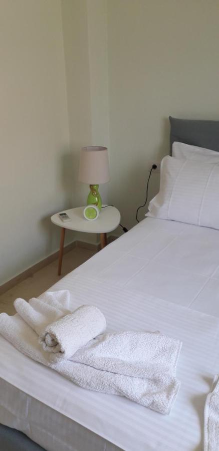 Alexandra'S Apartments - Port Of Zante Bagian luar foto