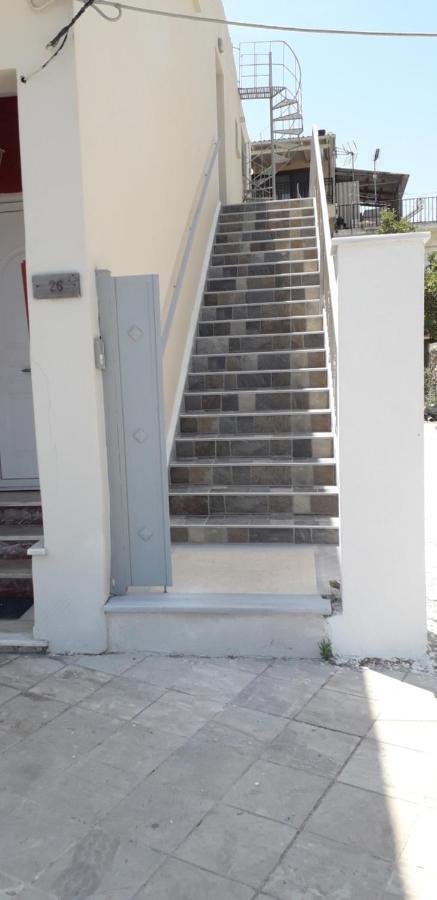 Alexandra'S Apartments - Port Of Zante Bagian luar foto