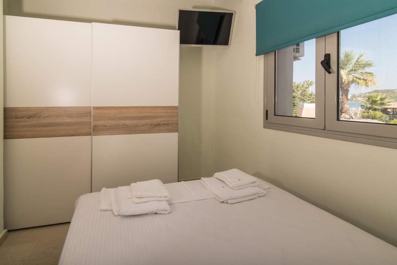 Alexandra'S Apartments - Port Of Zante Bagian luar foto